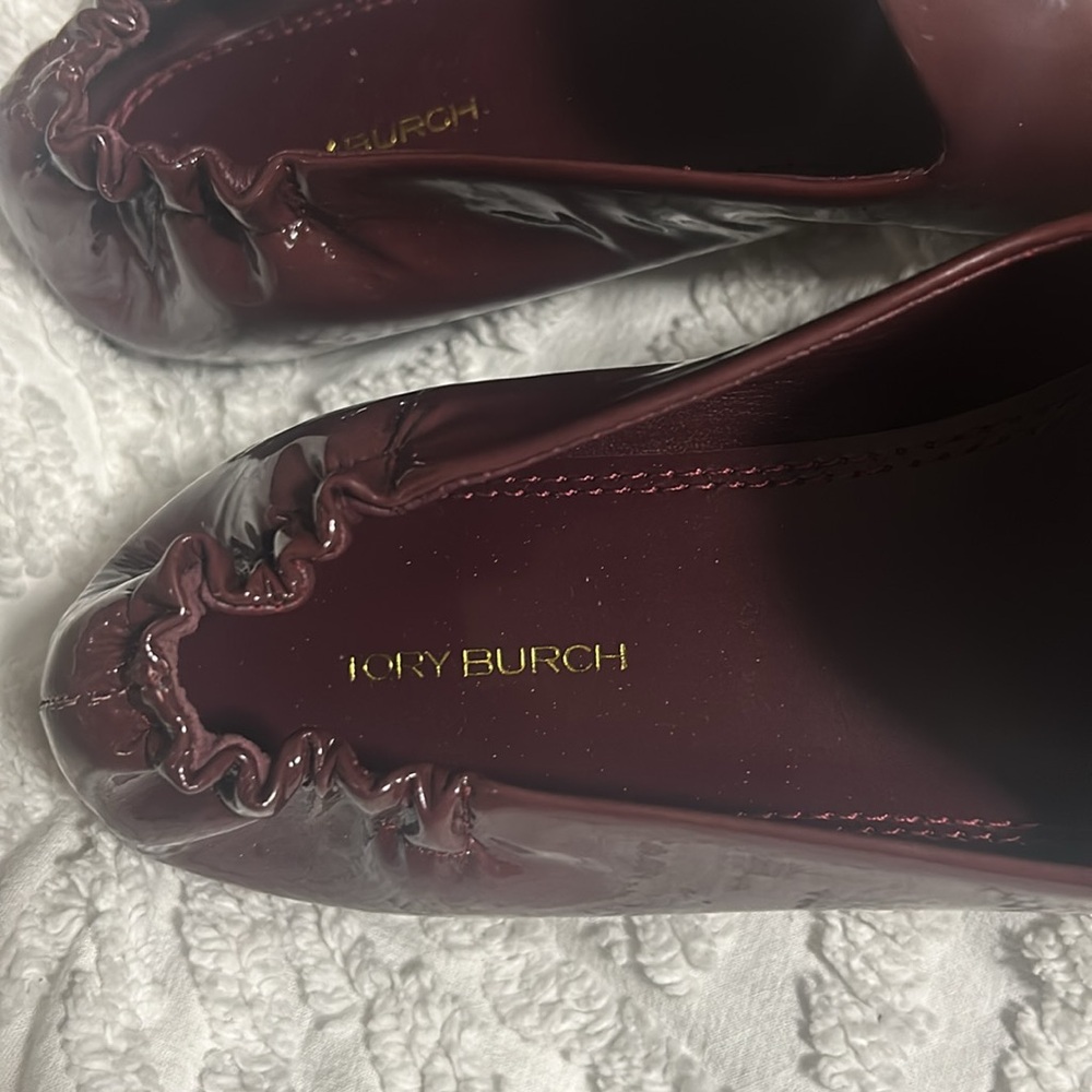Tory Burch Eleanor Loafer Spongy Patent - Picture 4 of 9